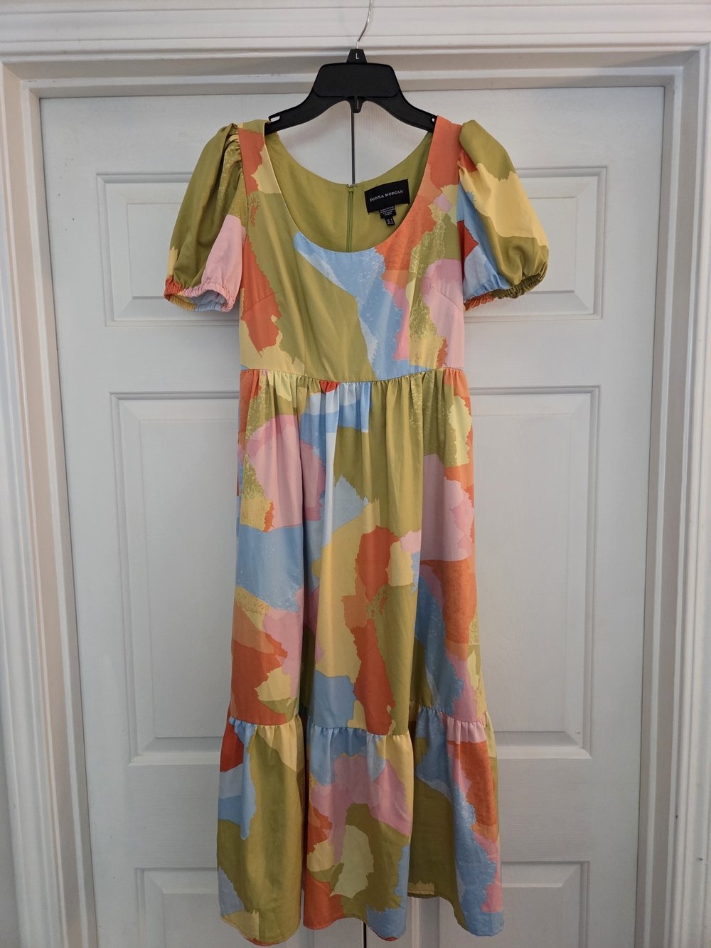 Donna Morgan Multicolor Abstract Midi Dress in Olive, Pink & Blue